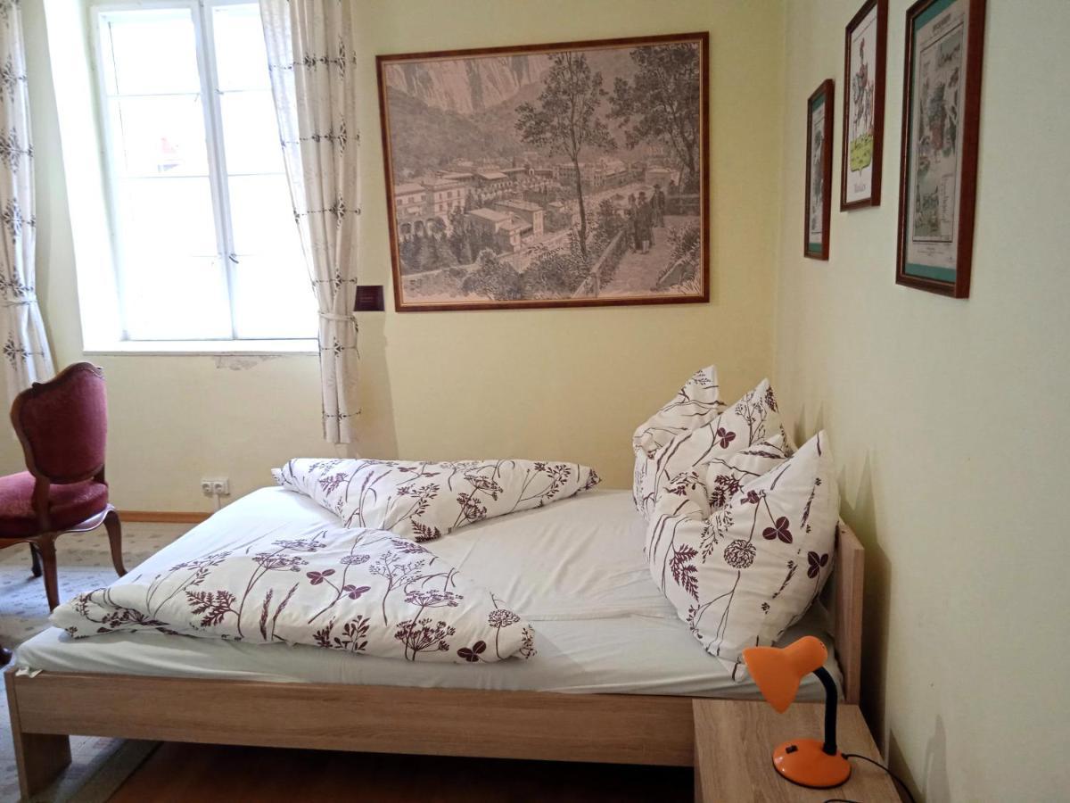 Nagy-Magyarorszag Park Bed & Breakfast Isztimer Ngoại thất bức ảnh