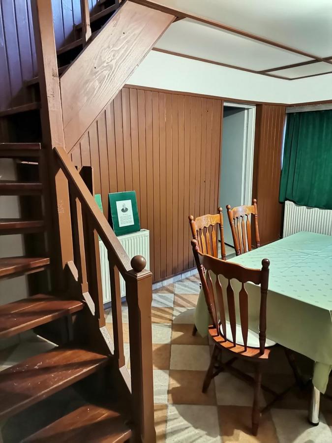 Nagy-Magyarorszag Park Bed & Breakfast Isztimer Ngoại thất bức ảnh
